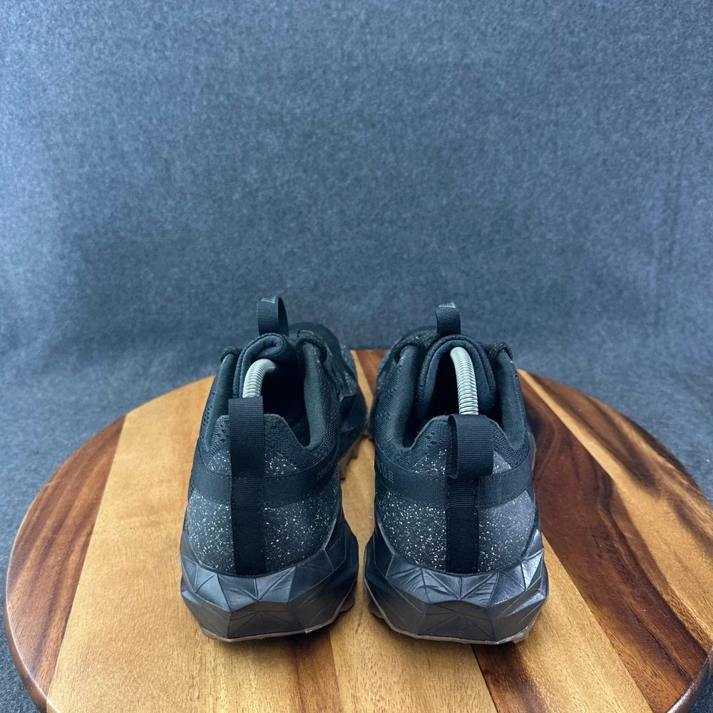 New Balance Tektrel Hiking Trail Shoes Black MTTTRCK1 Mens Size 11.5D